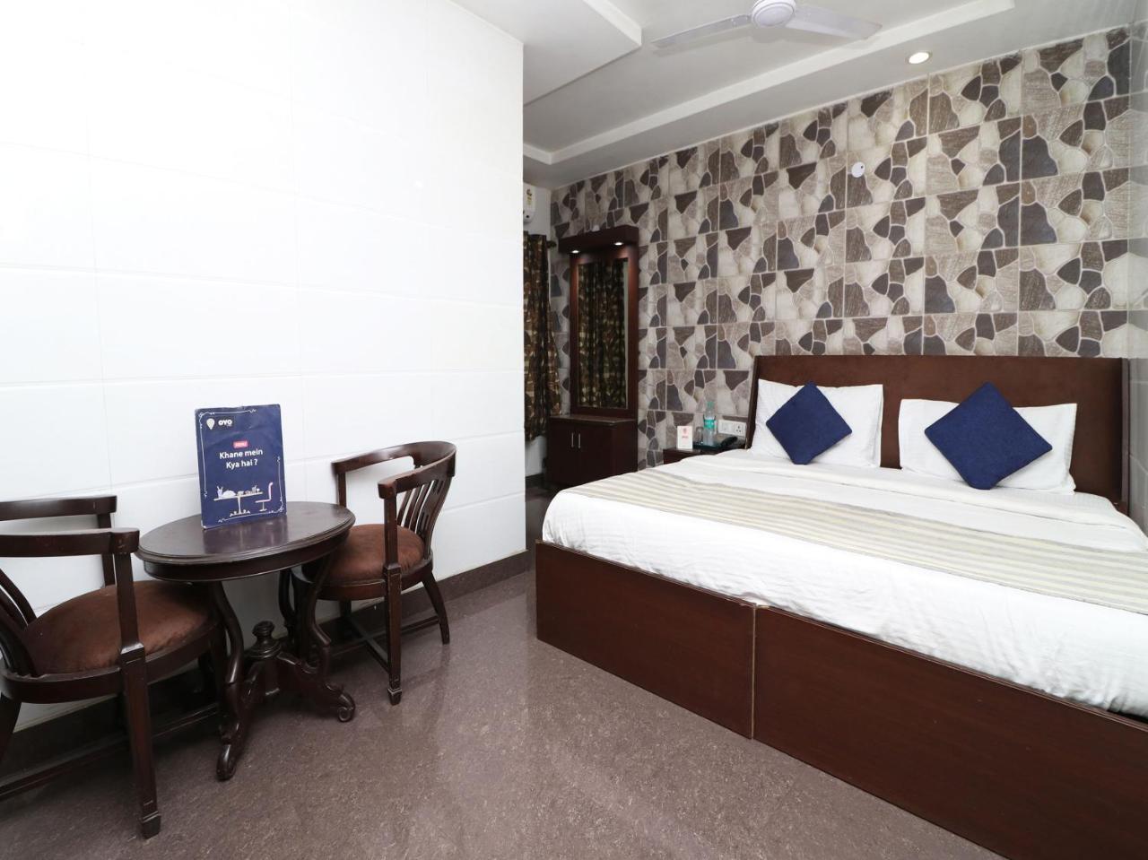 Oyo 2705 Hotel Preet Palace New Delhi Eksteriør bilde