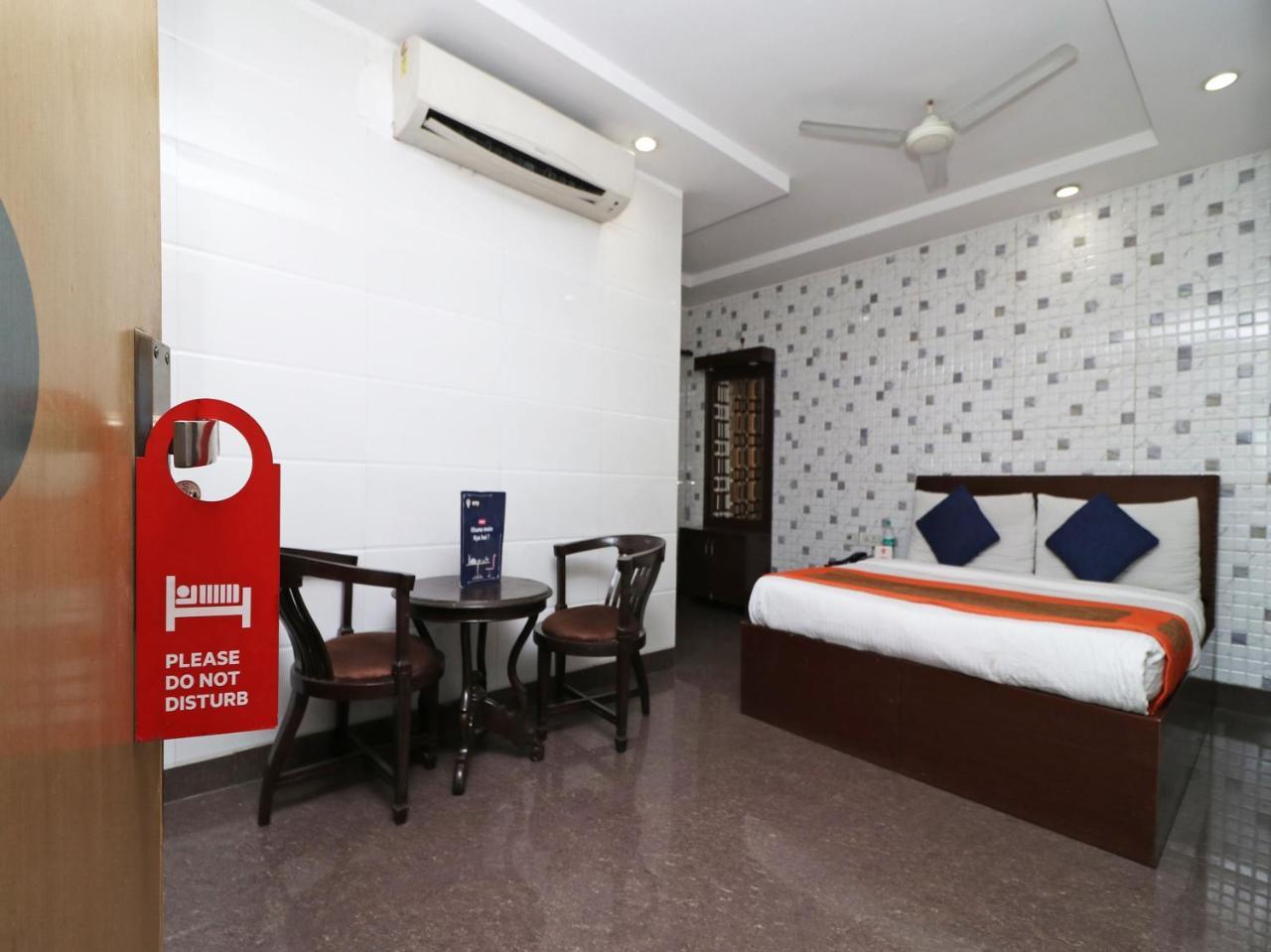 Oyo 2705 Hotel Preet Palace New Delhi Eksteriør bilde