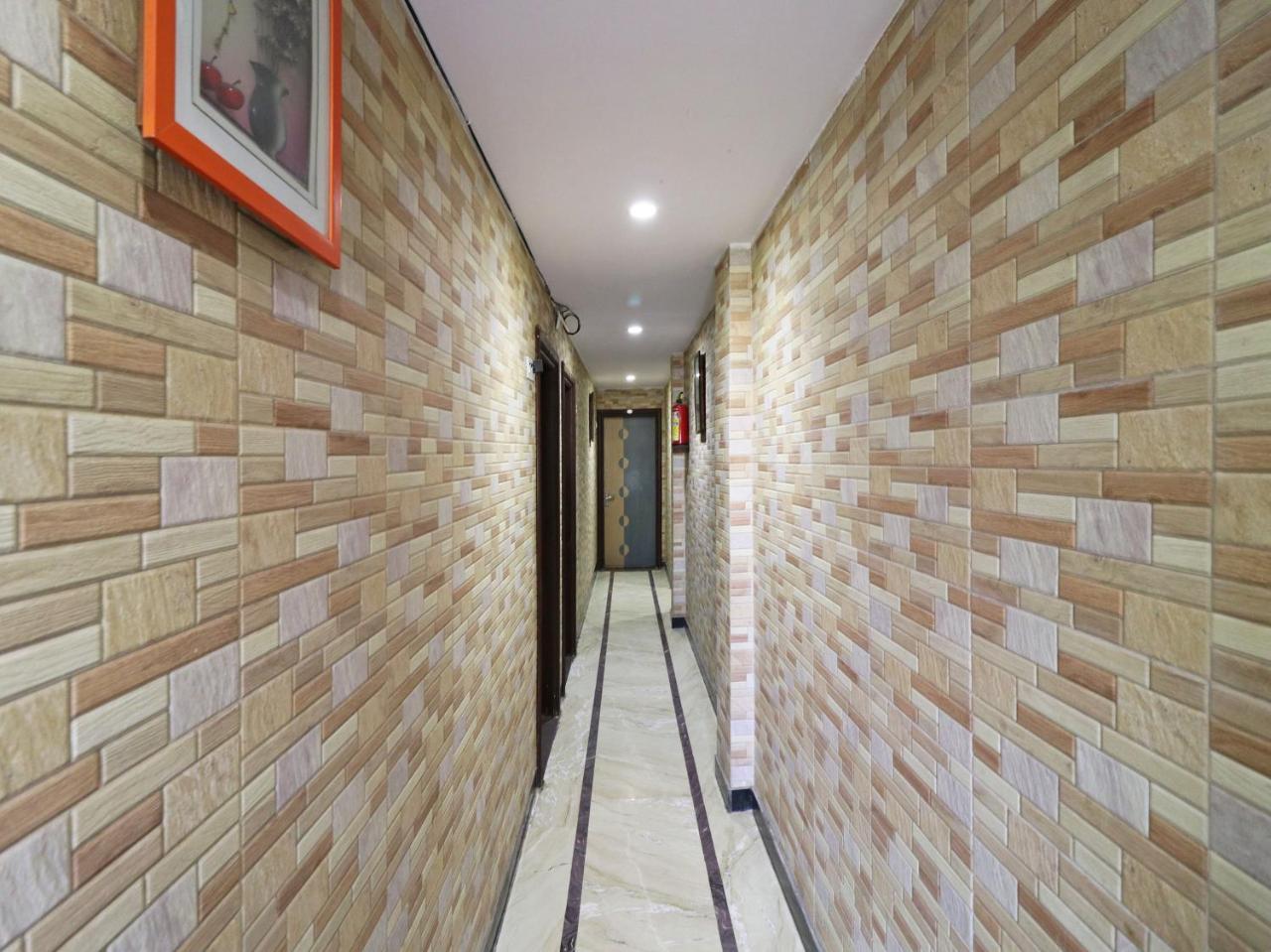 Oyo 2705 Hotel Preet Palace New Delhi Eksteriør bilde