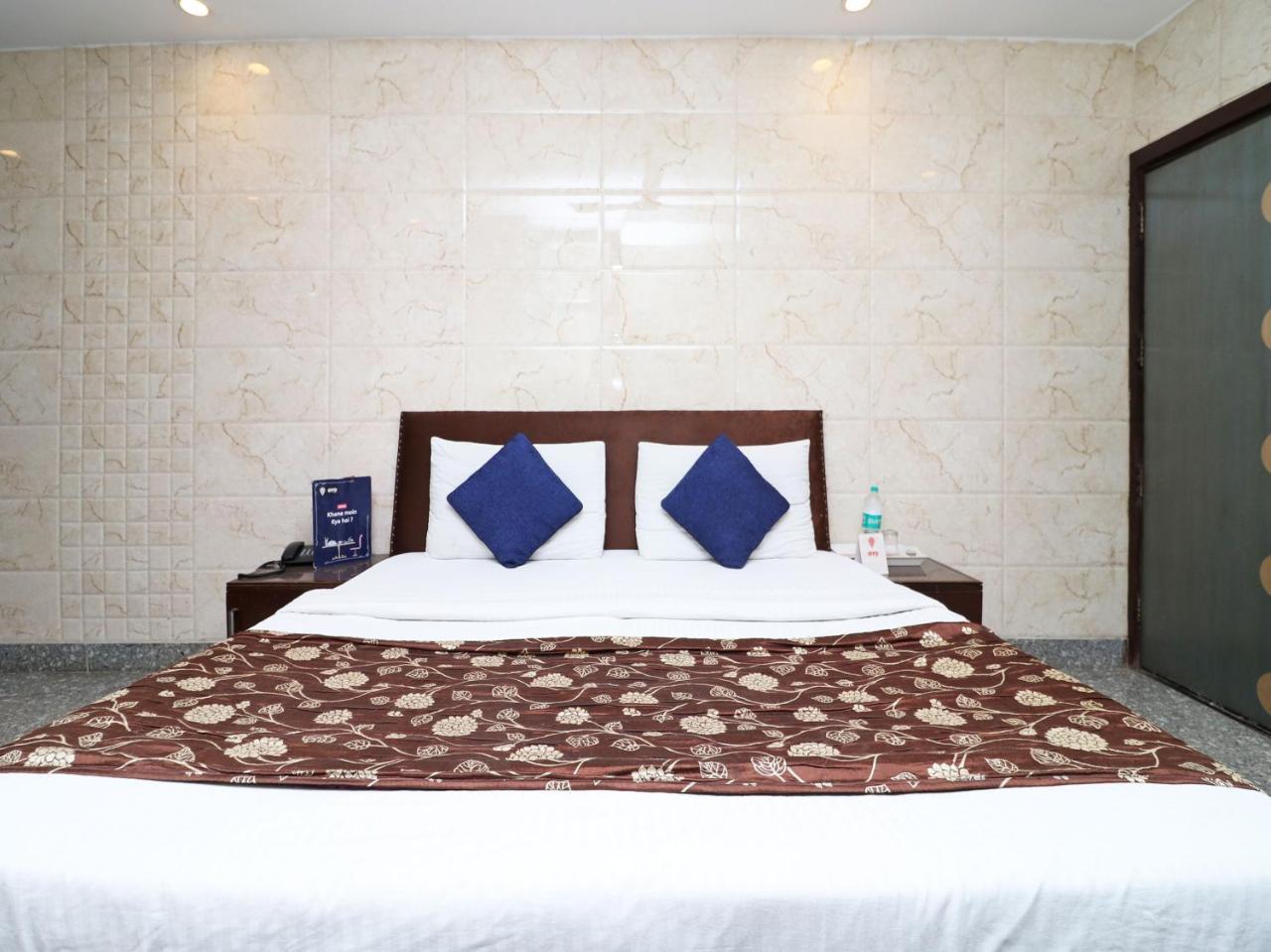 Oyo 2705 Hotel Preet Palace New Delhi Eksteriør bilde